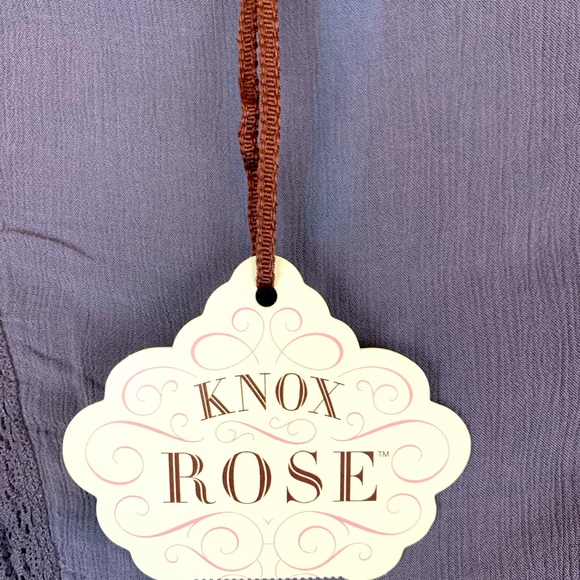 NWT Knox Rose boho gray top with tassels and lace trim, size medium - Picture 5 of 6